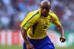 Chiêm ngưỡng lại 3 bàn thắng không tưởng của Roberto Carlos