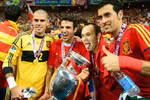 Barca đón 7 nhà vô địch EURO 2012 trở lại sau kỳ nghỉ