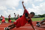 Công Vinh, Thành Lương... lăn lê bò toài vì AFF Cup