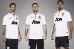 Áo đấu sân khách mới của M.U có màu trắng tinh khôi