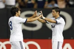 Ronaldo và Kaka ngẫu hứng nhảy Gangnam Style