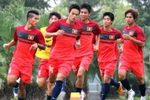 V-League 2013: "Không đội nào xuống hạng thì đá làm gì?"
