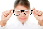 10 nguyên nhân khiến mắt mờ bất thường