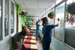 Vất vả nhọc nhằn của các thầy cô giáo trong mùa dịch Corona