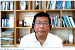 Thầy Hiệu trưởng làm clip hướng dẫn giảng viên xây dựng bài giảng online
