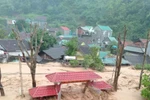 Huyện Kỳ Sơn, Nghệ An: Sau cơn lũ, nhiều giáo viên đang cảnh màn trời chiếu đất