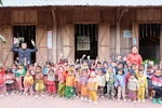 Mơ ước có ánh điện của cặp vợ chồng giáo viên mầm non nơi thâm sơn cùng cốc
