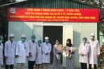Những gói mì tôm tặng bác sĩ và niềm tin thắng "giặc" Covid