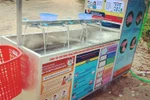 Thầy Hiệu phó trường làng sáng tạo bồn rửa tay di động chờ học sinh tới trường