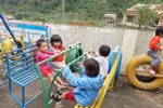 Tiếng cười đã thay tiếng khóc sau cơn lũ bùn ở Hướng Việt