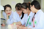 Điểm chuẩn, học phí ở một số cơ sở giáo dục đại học top đầu đào tạo ngành Y Dược