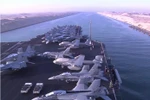 VIDEO: Tàu sân bay Mỹ di chuyển thế nào qua kênh đào Suez?