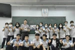 Vượt định kiến môn phụ, GV dạy Sử quyết theo đam mê, bồi dưỡng được nhiều HSG