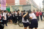 Thấy con có biểu hiện lạ, bố mẹ cần can thiệp sớm đừng chờ GV, hiệu trưởng
