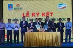Đạm Cà Mau hỗ trợ nông dân kiến thức nông nghiệp qua mạng viễn thông