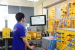 Cùng đào tạo vi mạch bán dẫn, điểm chuẩn và học phí ở các trường có sự khác biệt