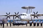 Máy bay cảnh báo sớm Trung Quốc: KJ-500 sơn màu không quân