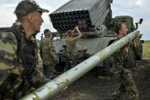 Báo Anh: Ukraine trở thành bãi thử vũ khí Nga, đích ngắm là NATO