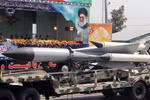 Iran năm 2016 sẽ sản xuất tên lửa phòng không mới vượt S-300 Nga?