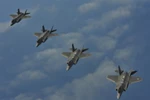 Chiến đấu cơ F-35 không chiến tầm xa xuất sắc, đối mặt tên lửa PL-15 Trung Quốc