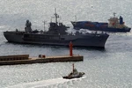 Tàu chỉ huy đổ bộ USS Blue Ridge (AGC-2) Mỹ đến thăm, diễn tập ở TQ