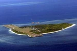 Tàu chiến Philippines dựa vào máy bay Mỹ mới thoát Trung Quốc bao vây