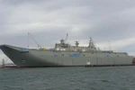 Australia tiếp nhận tàu sân bay hạng nhẹ lớp Canberra đầu tiên