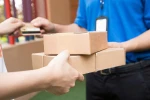 Phó hiệu trưởng trường vùng cao bán hàng, ship đồ trong kì nghỉ hè