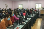 Ai cũng mong tương lai tươi đẹp cho con nên xin đừng ích kỷ