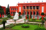 Nâng cao năng lực cán bộ, công chức, viên chức các trường chính trị