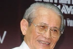 GS. Phan Huy Lê: "Bổ sung ngay Trường Sa, Hoàng Sa vào sách giáo khoa"