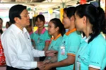 Chủ tịch nước Trương Tấn Sang chúc Tết công nhân lao động