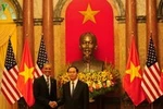 Tổng thống Obama tuyên bố dỡ bỏ lệnh cấm vận vũ khí đối với Việt Nam