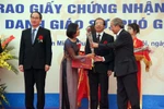 Nữ Phó giáo sư trẻ nhất năm 2012 mới 32 tuổi