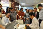 Bộ trưởng Y tế yêu cầu đẩy mạnh thanh toán không dùng tiền mặt