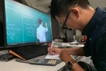 Nhiều trường khá "căng" khi phải ôn luyện trực tuyến trong thời gian sắp thi