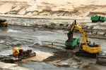 8 sai phạm nổi cộm trong khai thác tài nguyên