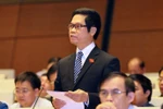 Luật trên trời, còn thông tư ở... dưới đất