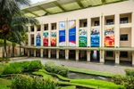NIE Singapore: Nơi phát hiện và nuôi dưỡng các tài năng lãnh đạo giáo dục 