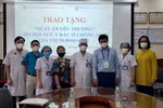 Hàng nghìn suất ăn yêu thương tặng y, bác sĩ tuyến đầu chống dịch