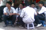 Dạy quý tử hư hỏng, giáo viên phải là "nghệ sĩ nhịn"