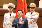 Tân Chủ tịch Quốc hội Vương Đình Huệ tuyên thệ nhậm chức