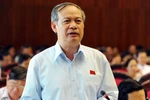 Ngân hàng yếu kém thì nên cho... "chết"