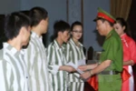 Từ năm 2008 đến nay có 81.795 phạm nhân được đặc xá tha tù trước hạn...