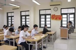 Hà Nội: Thí sinh làm thủ tục dự thi, sẵn sàng cho kỳ thi vào lớp 10