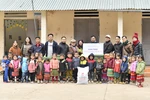Quỹ Thiện nguyện Sinh viên trao nhà vệ sinh thứ 3 cho điểm trường vùng cao