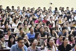 Giáo viên tích cực tham gia tập huấn về nội dung ôn thi tốt nghiệp năm 2025