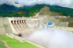 Yêu cầu EVN chỉ đạo tạm dừng thi công nhà máy thủy điện Hòa Bình mở rộng