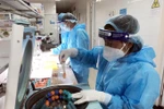 Thần tốc sàng lọc các trường hợp nghi mắc COVID-19 tại Bắc Giang, Bắc Ninh