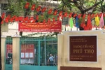 Phụ huynh "tố" tiểu học Phú Thọ lạm thu, Phòng Giáo dục quận 11 trả lời ra sao?